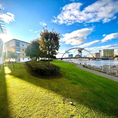 2 Bedroom - River Clyde Home - Parking Glasgow Eksteriør bilde