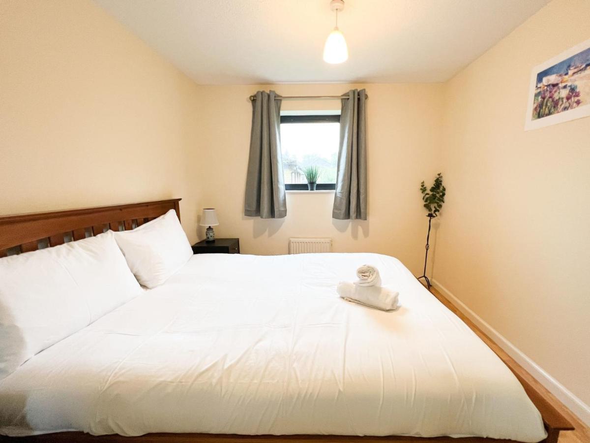2 Bedroom - River Clyde Home - Parking Glasgow Eksteriør bilde
